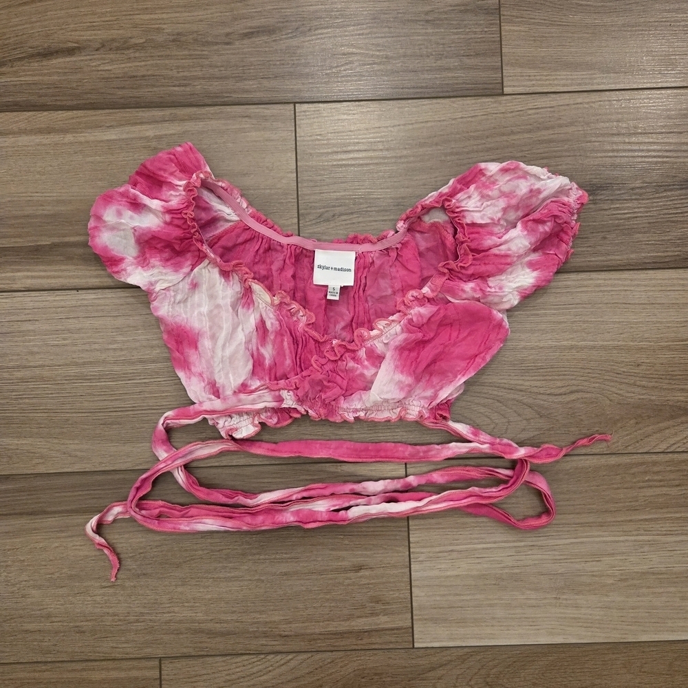 Skylar + Madison Pink Ruffle Top Size Small